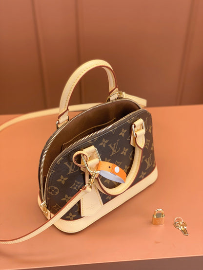 Louis Vuitton Alma