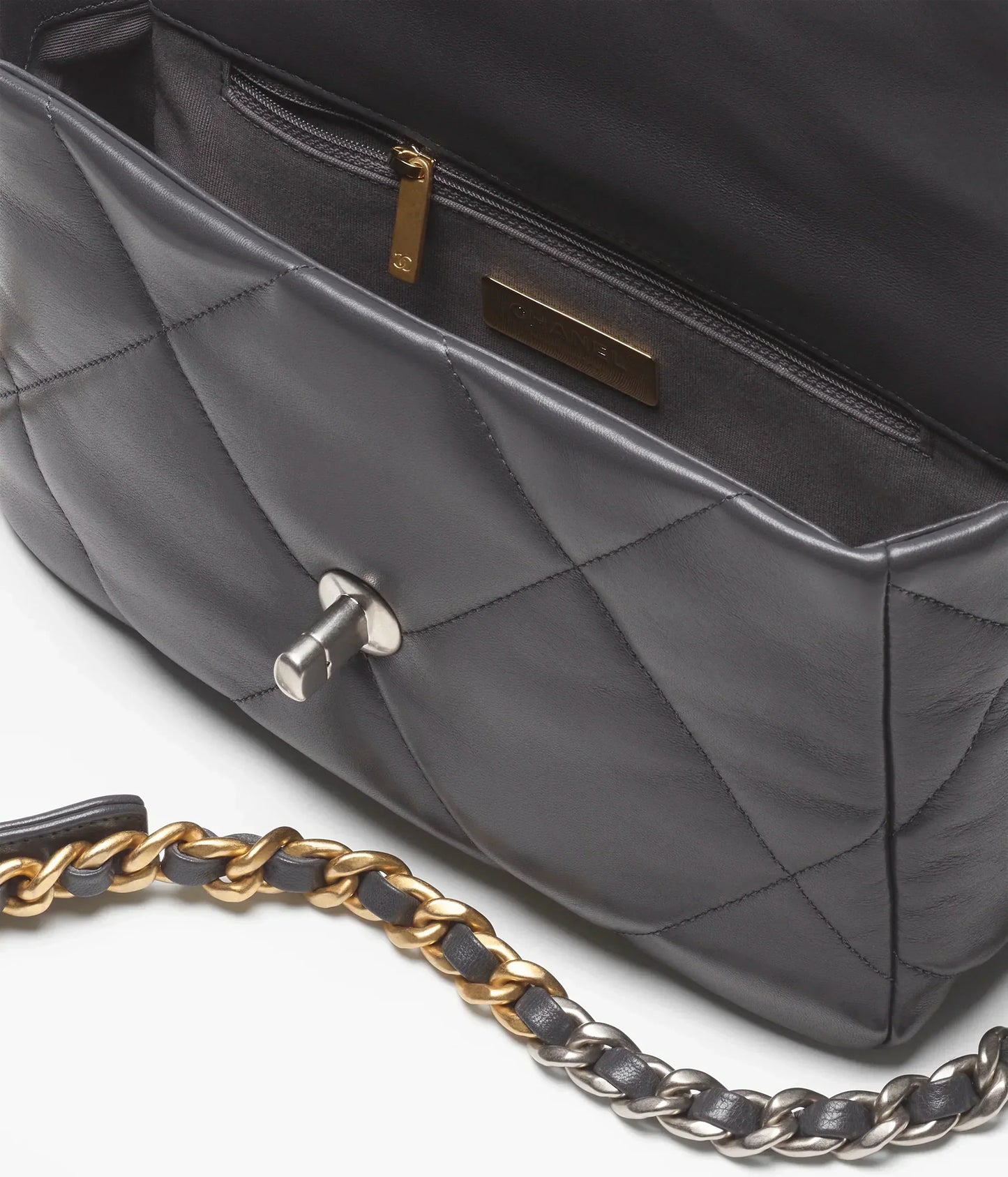BORSA CHANEL 19