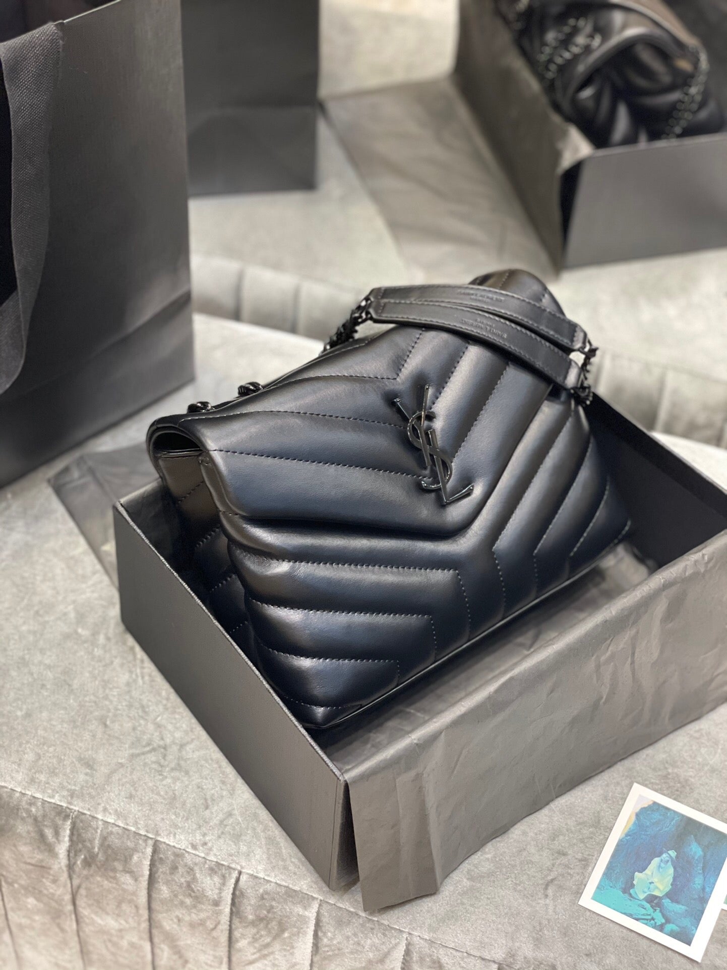 Ysl Lou Lou Nera