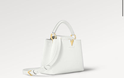M55832
Capucines BB