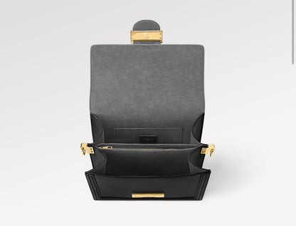 Bag Louis vuitton Dauphine MM