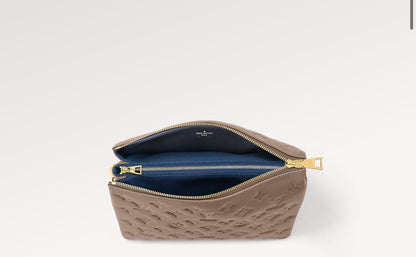 Bag Louis vuitton Coussin PM