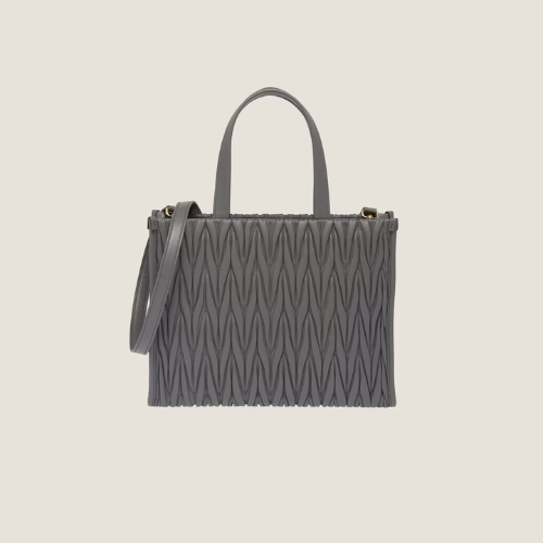 Borsa shopping in nappa matelassé