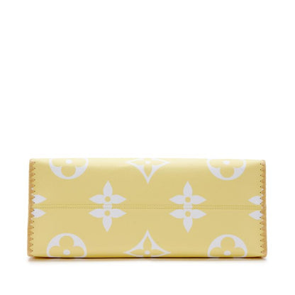 Bag Louis vuitton Light Pink and Yellow Giant Monogram Canvas and Raffia By the Pool Hawaii OnTheGo GM Gold Hardware, 2021