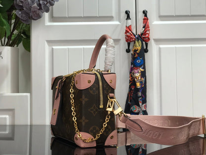 Bag Louis vuitton PETITE MALLE SOUPLE